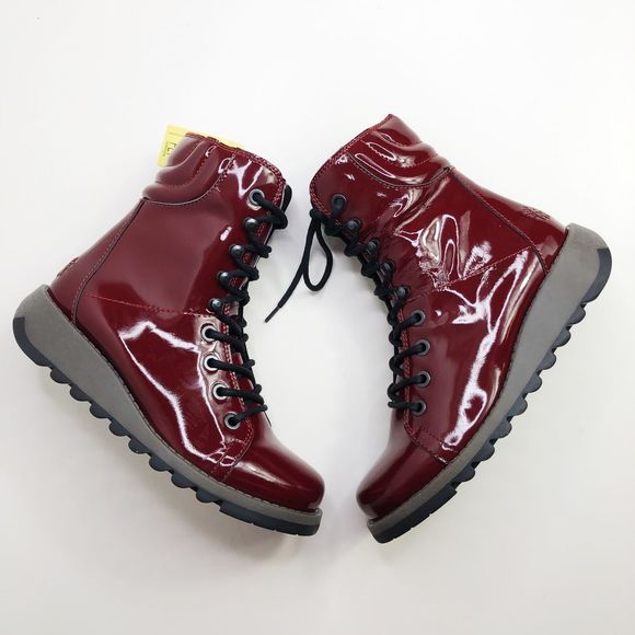 fly london same lace up boot